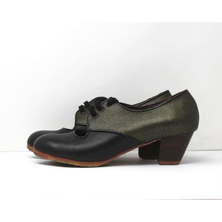 Carmela 41 A+PR Leather Black Cubano 5 Exposed Back Nacarado Dorado Ru