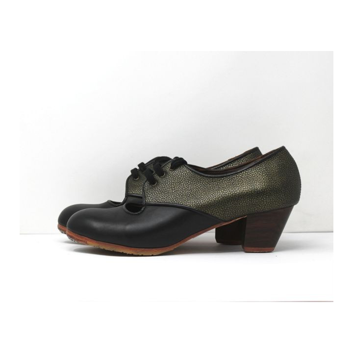 Carmela 41 A+PR Leather Black Cubano 5 Exposed Back Nacarado Dorado Ru